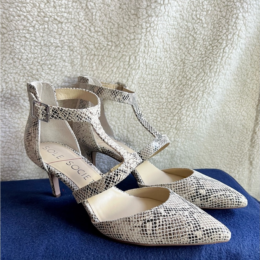 Sole Society snakeskins heels *NWOT*